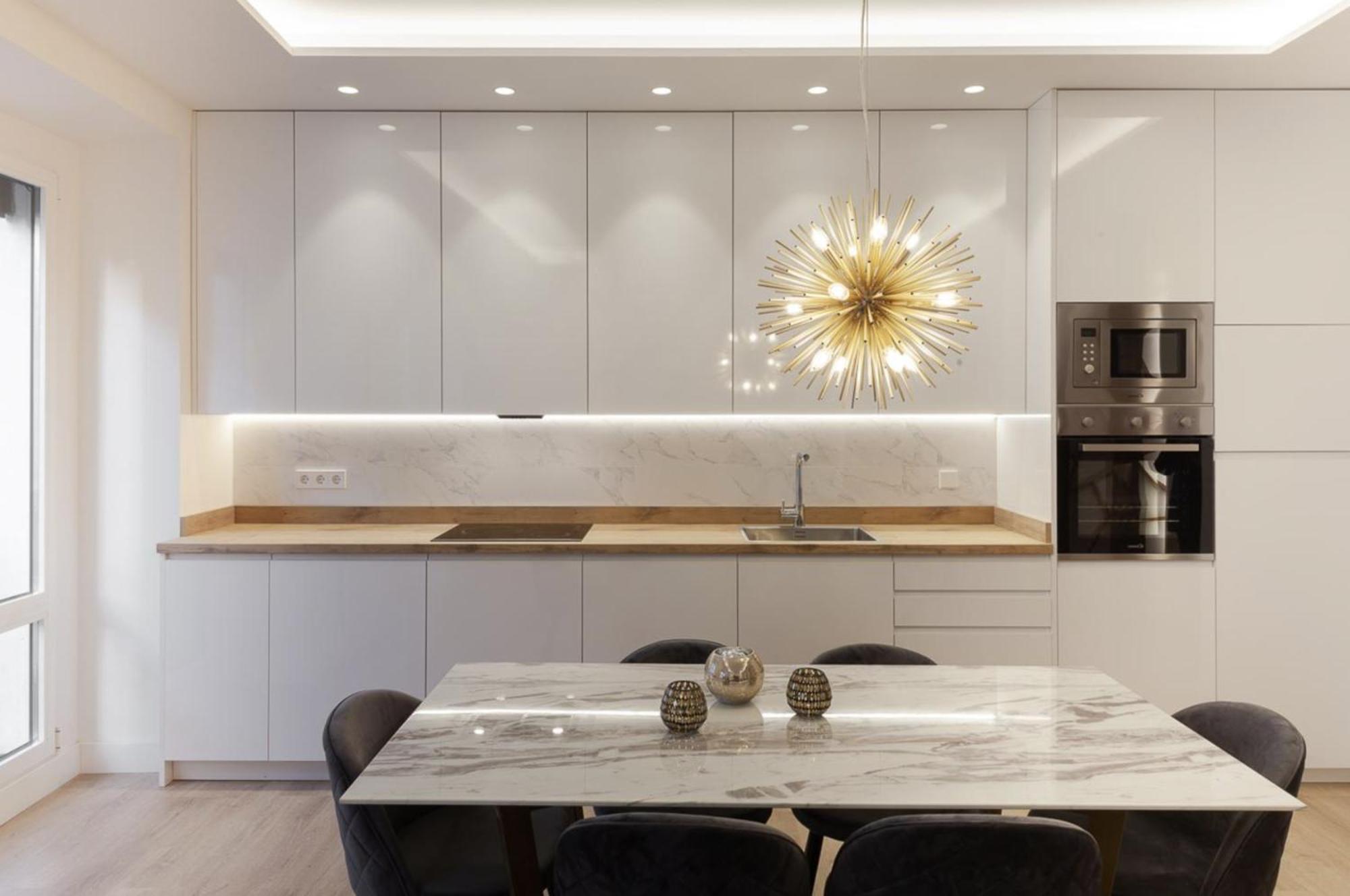 Elegant Retreat In City Center Apartment Rome Bagian luar foto